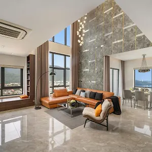 Penthouse Duplex 4 Bedrooms Ocean View, Rooftop Pool 다낭