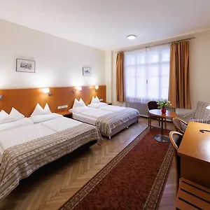 4* B&B 콘티넨탈 호텔-펜션